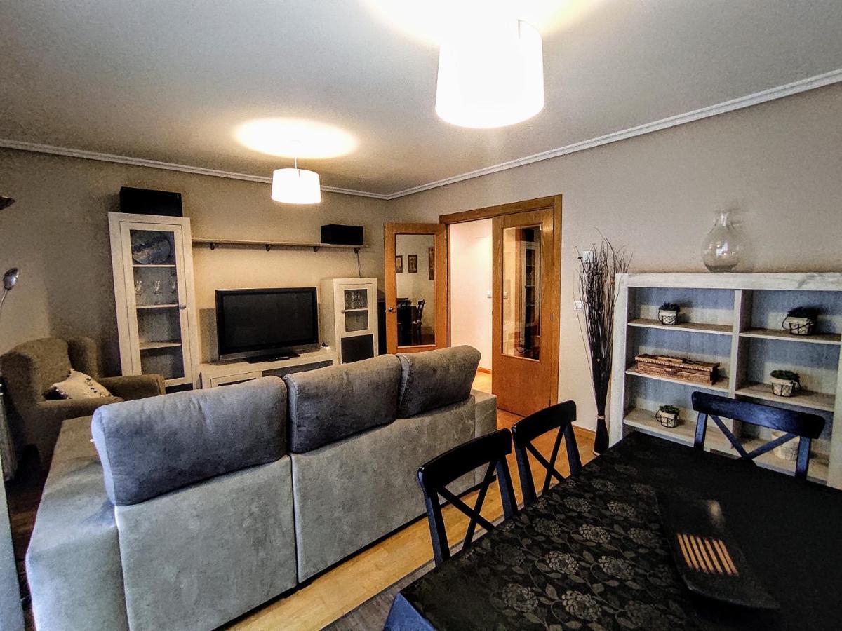 Real 10 Appartement Soria Buitenkant foto