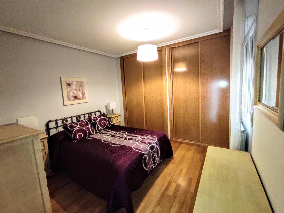 Real 10 Appartement Soria Buitenkant foto